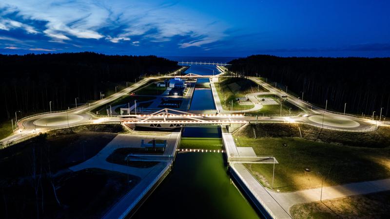 Idealna marynarka na każdą okazję – Vistula podpowiada, co wybrać?