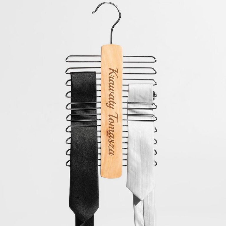 Wieszak na krawaty – sprawdź nasze porównanie 5 najlepszych rozwiązań!